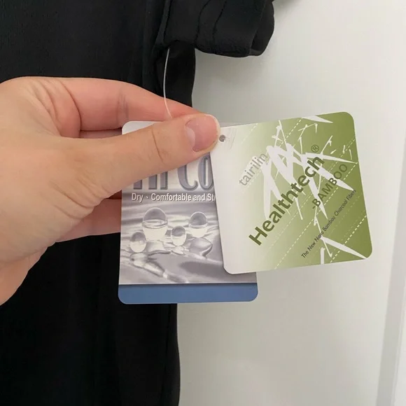 NWT Roots Embroidered Polo - Picture 4 of 5